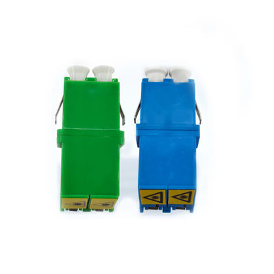 comprare Adapter in fibra ottica SC-SC con manica in ceramica di zirconia e obturatore automatico per connessioni sicure online manufacture