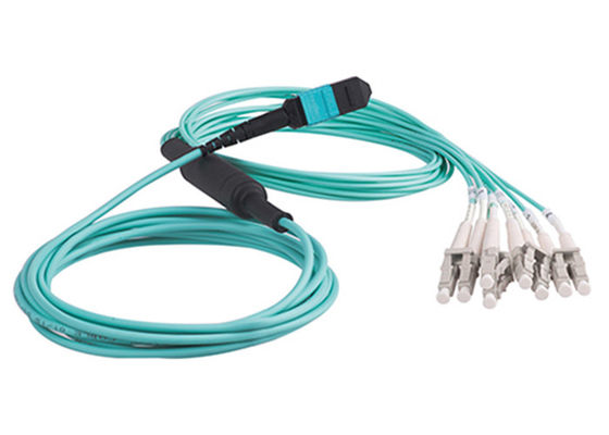 comprare MPO MTP Fan Out Cable 8/12/24 Core Fiber Optic Patch Cord con lunghezza personalizzabile e bassa perdita di inserimento online manufacture