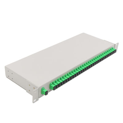 Splitter a fibra ottica PLC montato su rack con connettore SC/APC e garanzia di 3 anni